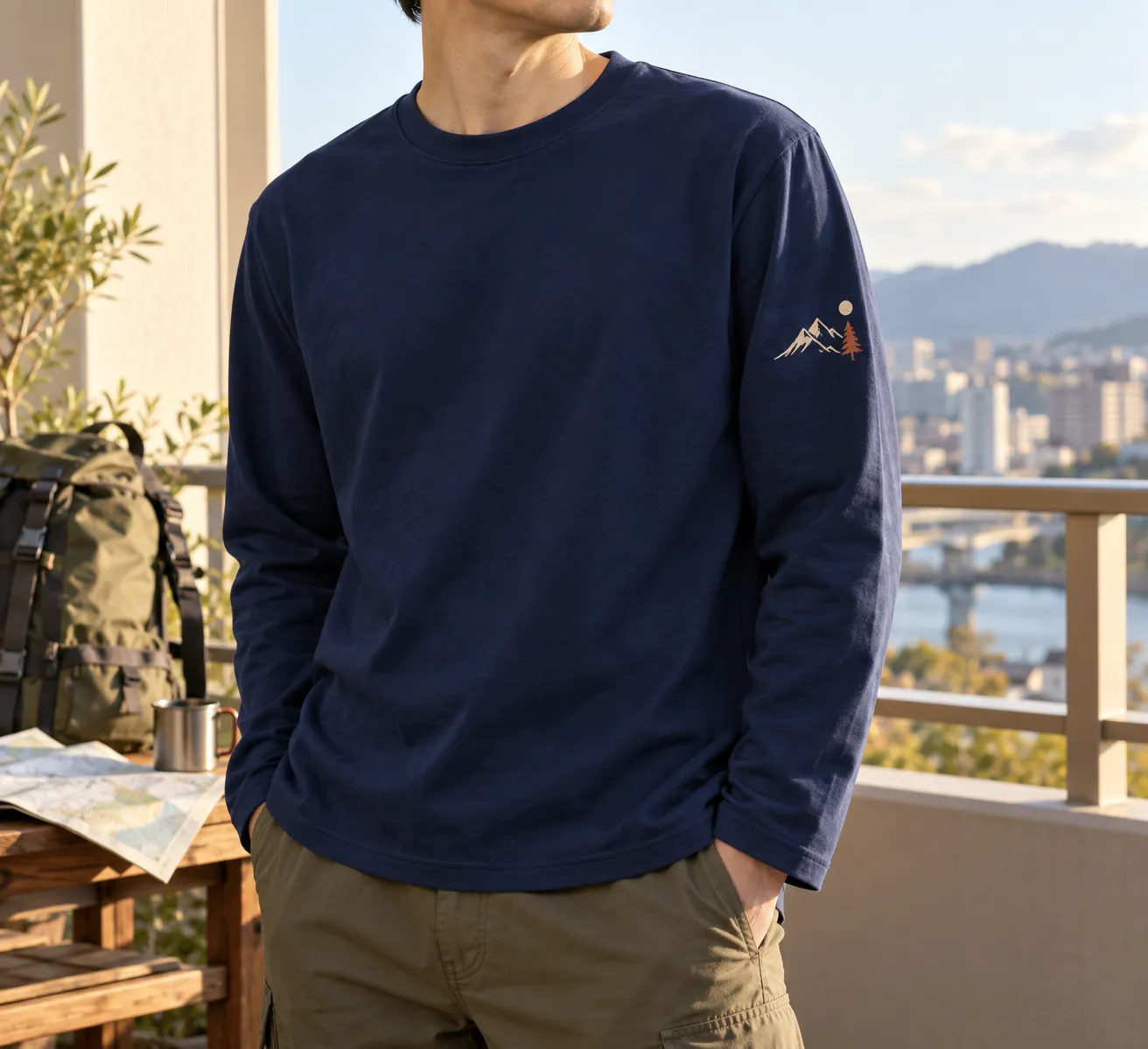 制作サンプル：長袖Tシャツ（ネイビー）